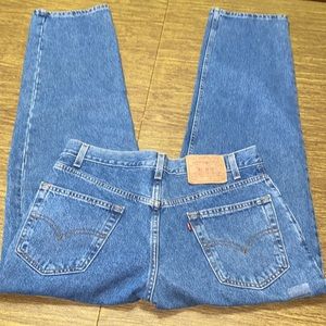 Vintage NOS Levi’s 550 Relaxed Fit Red Tab 34 x 30 Blue Denim Jeans